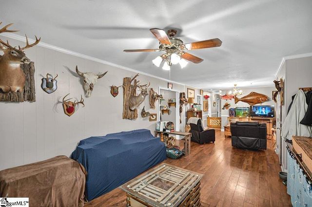 274 Chinquapin Road, Easley, SC 29640