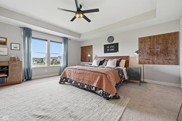 2475 S Copperstone Drive, New Palestine, IN 46163