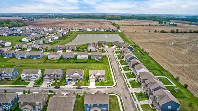 2475 S Copperstone Drive, New Palestine, IN 46163