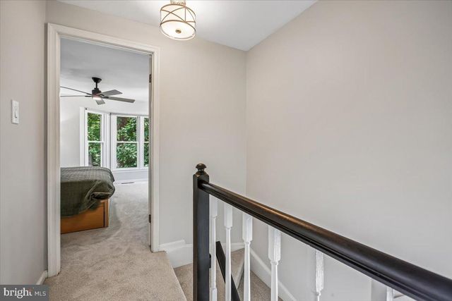 11194 SILENTWOOD LN, Reston, VA 20191