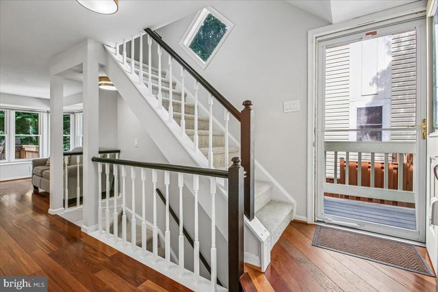 11194 SILENTWOOD LN, Reston, VA 20191