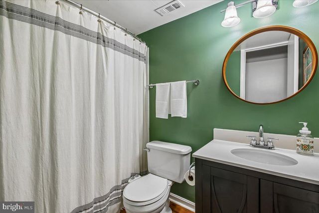 11194 SILENTWOOD LN, Reston, VA 20191