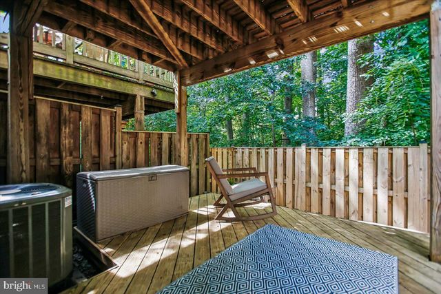 11194 SILENTWOOD LN, Reston, VA 20191