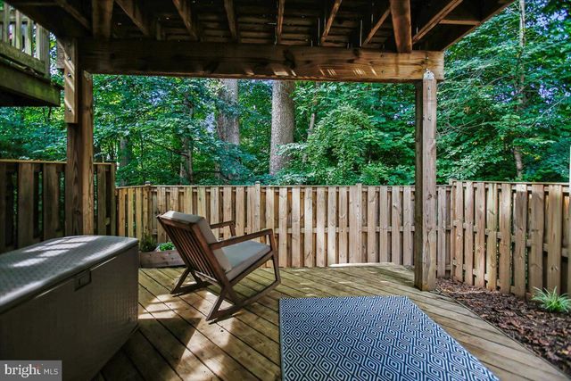 11194 SILENTWOOD LN, Reston, VA 20191