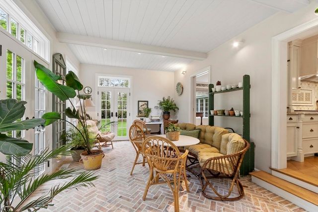 38 Ripley Hill Rd, Concord, MA 01742