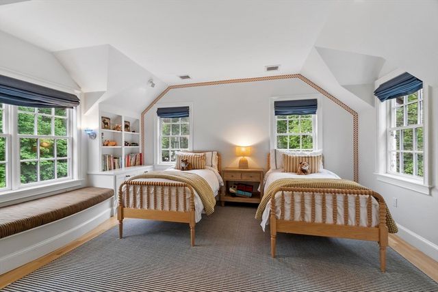 38 Ripley Hill Rd, Concord, MA 01742