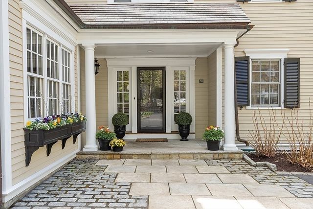 38 Ripley Hill Rd, Concord, MA 01742