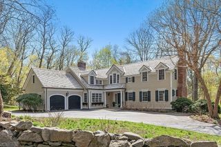 38 Ripley Hill Rd, Concord, MA 01742