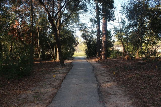 Lot 10 Fairway Oaks, Conroe, TX 77302