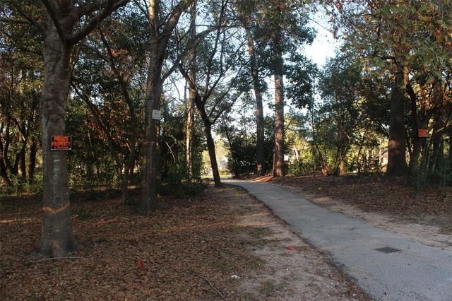 Lot 10 Fairway Oaks, Conroe, TX 77302