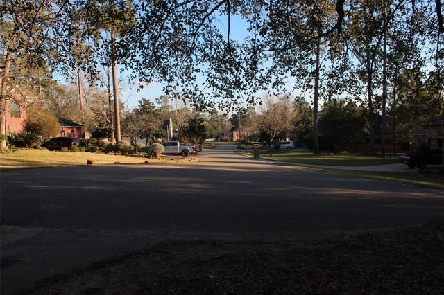 Lot 10 Fairway Oaks, Conroe, TX 77302