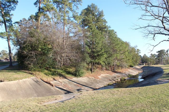 Lot 10 Fairway Oaks, Conroe, TX 77302