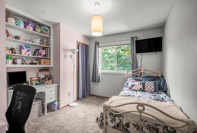 9162 Kirkwood Lane N, Maple Grove, MN 55369