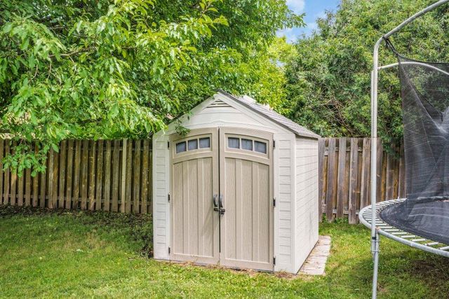 9162 Kirkwood Lane N, Maple Grove, MN 55369