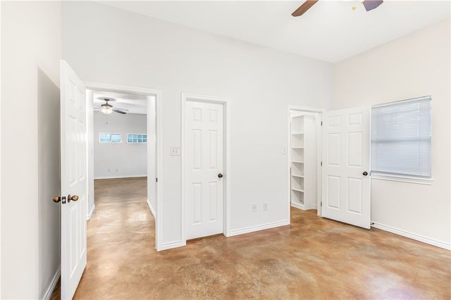 3933 John Sharp Parkway A, Bryan, TX 77807