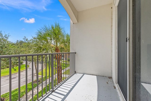 10400 SW Stephanie Way 5-209, Port St Lucie, FL 34987