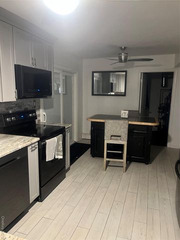 74 Wedgewood Drive, Brookhaven, NY 11727