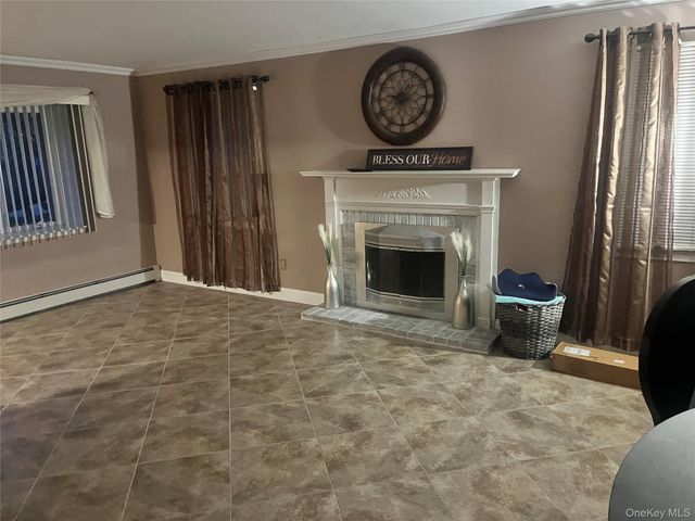 74 Wedgewood Drive, Brookhaven, NY 11727