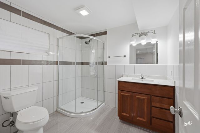 344 E Fox Hill Drive, Buffalo Grove, IL 60089