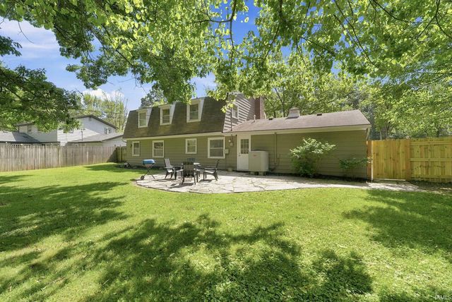 2018 Forest Valley Drive, Fort Wayne, IN 46815