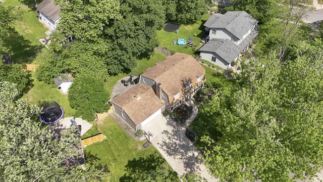 2018 Forest Valley Drive, Fort Wayne, IN 46815