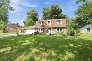 2018 Forest Valley Drive, Fort Wayne, IN 46815