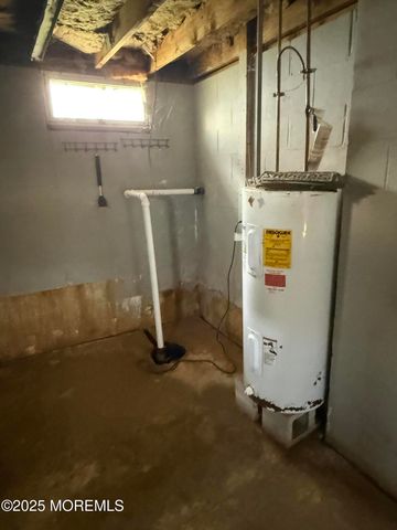 45 Bayview Street, Cliffwood, NJ 07721