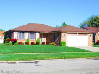 40931 Rehse Drive, Clinton Township, MI 48038
