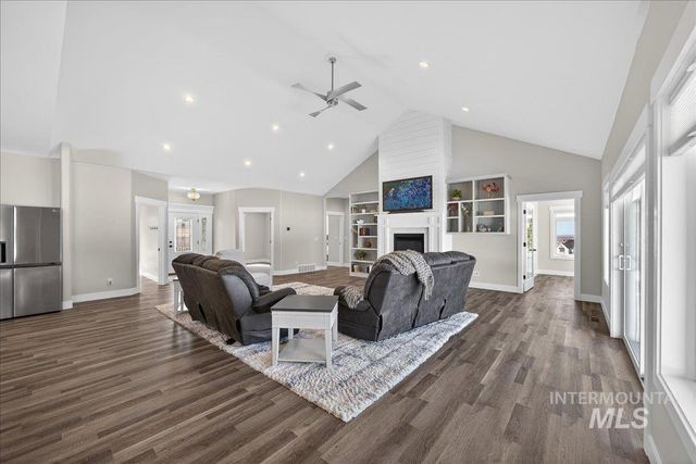 1311 Fairview Ave, Rexburg, ID 83440