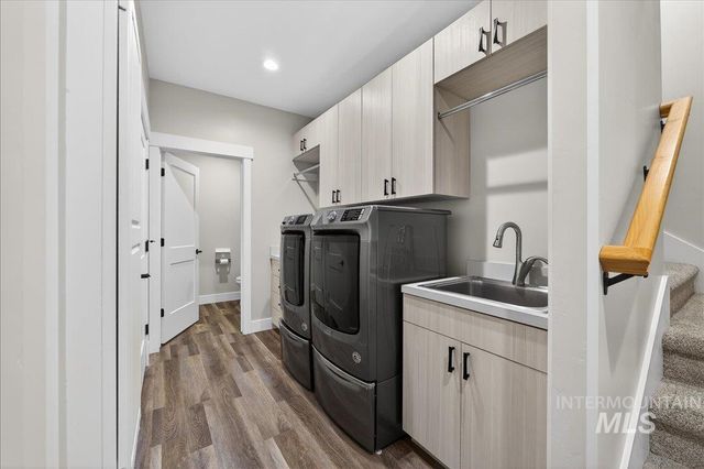 1311 Fairview Ave, Rexburg, ID 83440