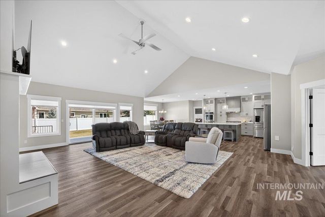 1311 Fairview Ave, Rexburg, ID 83440