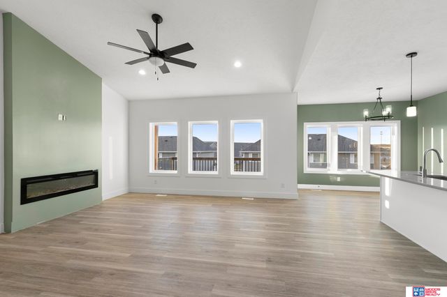 9028 Trader Drive, Lincoln, NE 68507