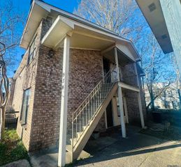 934 Hammond Manor Dr, Baton Rouge, LA 70816