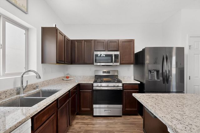 4758 Grizzly Peak Road NE, Rio Rancho, NM 87144