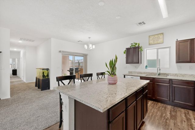 4758 Grizzly Peak Road NE, Rio Rancho, NM 87144