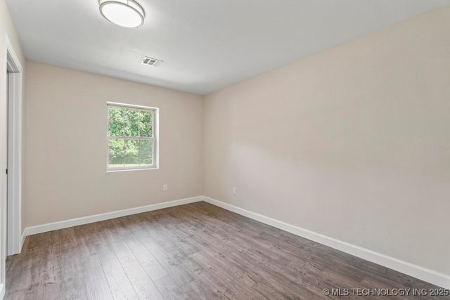 1628 Battle Drive, Grove, OK 74344