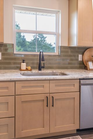 6909 Sandy Cove Drive, Harrison, TN 37341