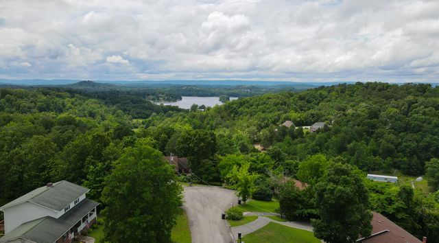 6909 Sandy Cove Drive, Harrison, TN 37341