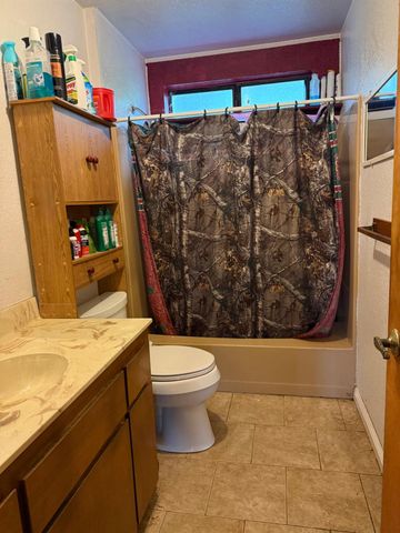 14571 Brown Ln, Burson, CA 95225