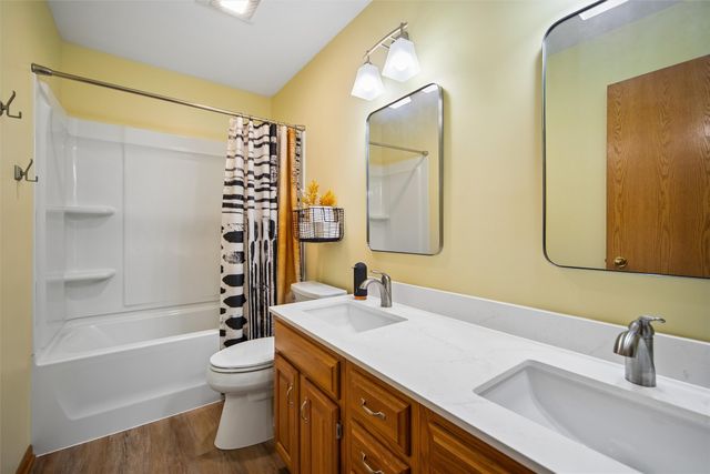 1405 NE Trilein Drive, Ankeny, IA 50021