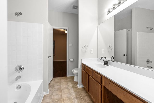 3521 Apple Valley Way, Dallas, TX 75227