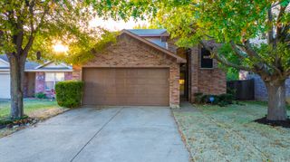 3521 Apple Valley Way, Dallas, TX 75227