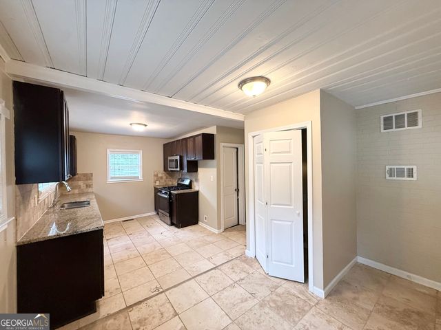 2487 Sylvan Road, East Point, GA 30344