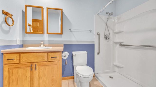 2440 Carmen AVENUE, Sheboygan, WI 53081
