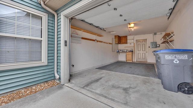 2440 Carmen AVENUE, Sheboygan, WI 53081