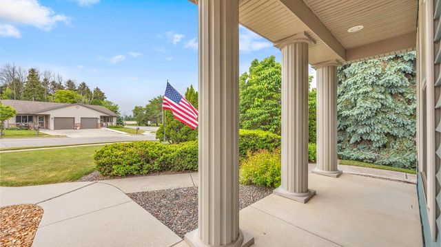 2440 Carmen AVENUE, Sheboygan, WI 53081