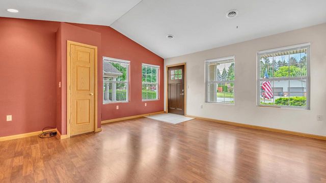 2440 Carmen AVENUE, Sheboygan, WI 53081