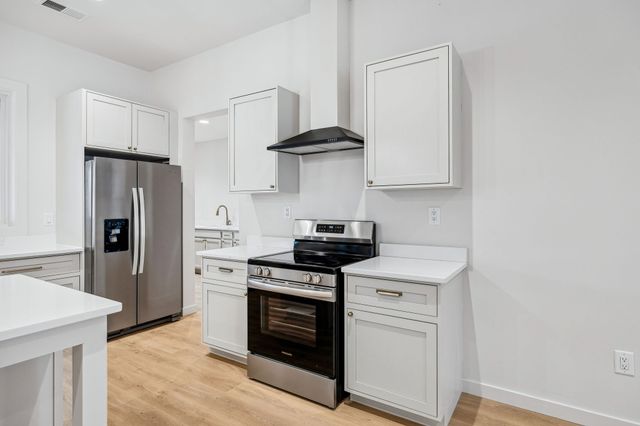 6384 Old Natchez Trce, Santa Fe, TN 38482