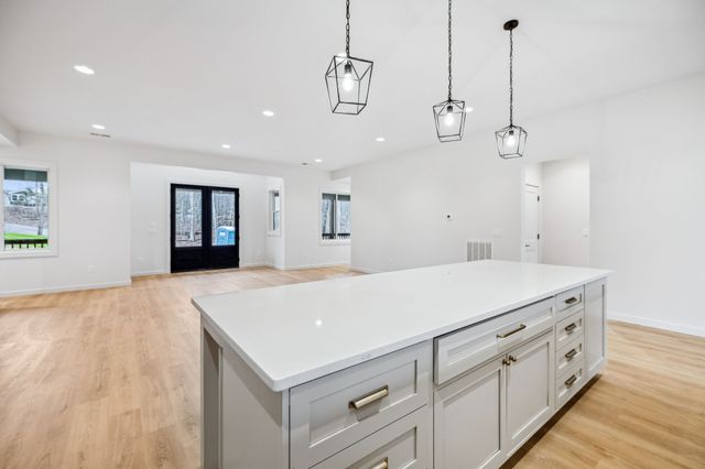 6384 Old Natchez Trce, Santa Fe, TN 38482