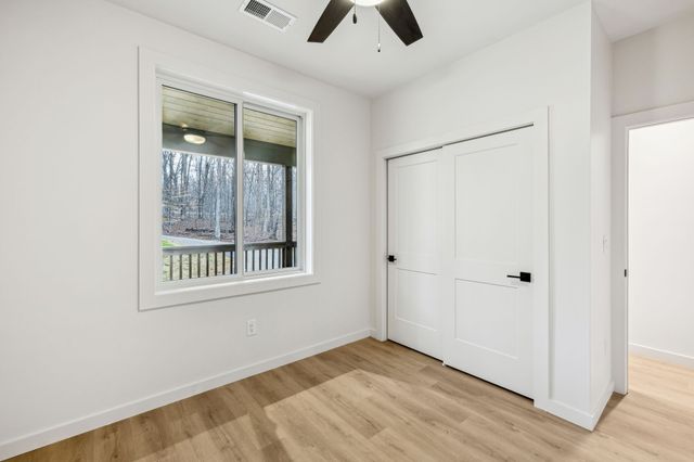 6384 Old Natchez Trce, Santa Fe, TN 38482